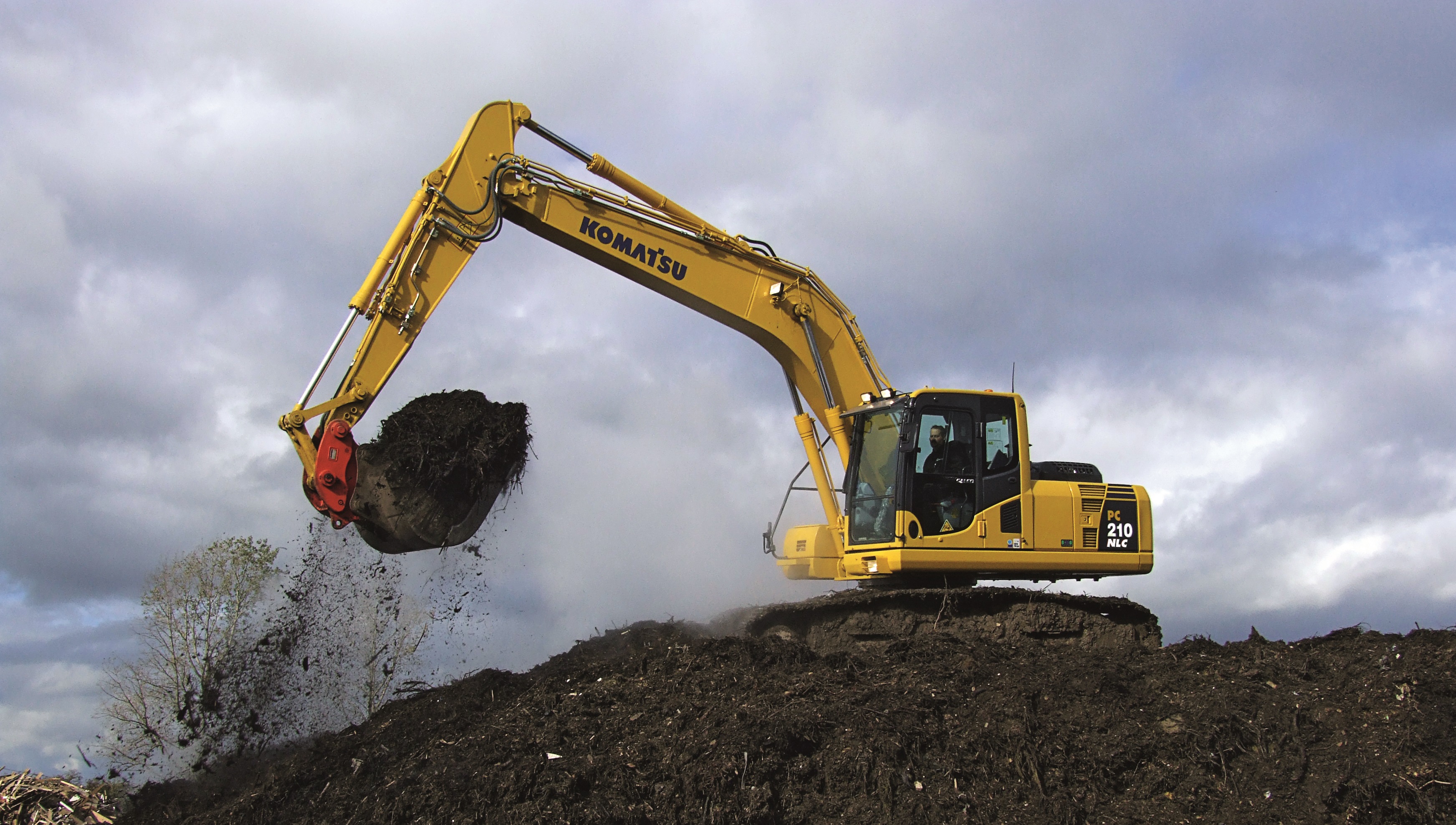 Komatsu PC210NLC-8 шынжыр табанды экскаваторы