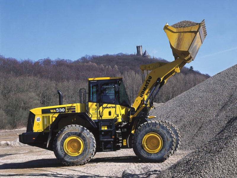 Komatsu WA380-6 дөңгелекті фронталды жүк тиегіші