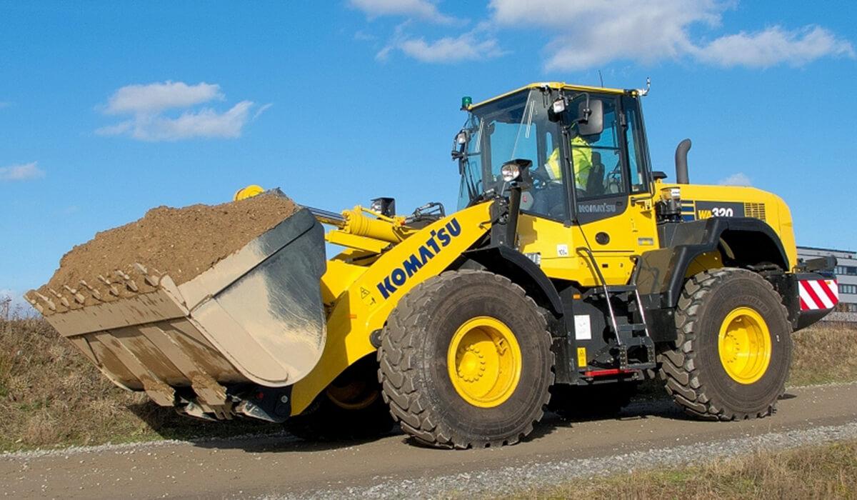 Komatsu WA320-6  дөңгелекті фронталды жүк тиегіші