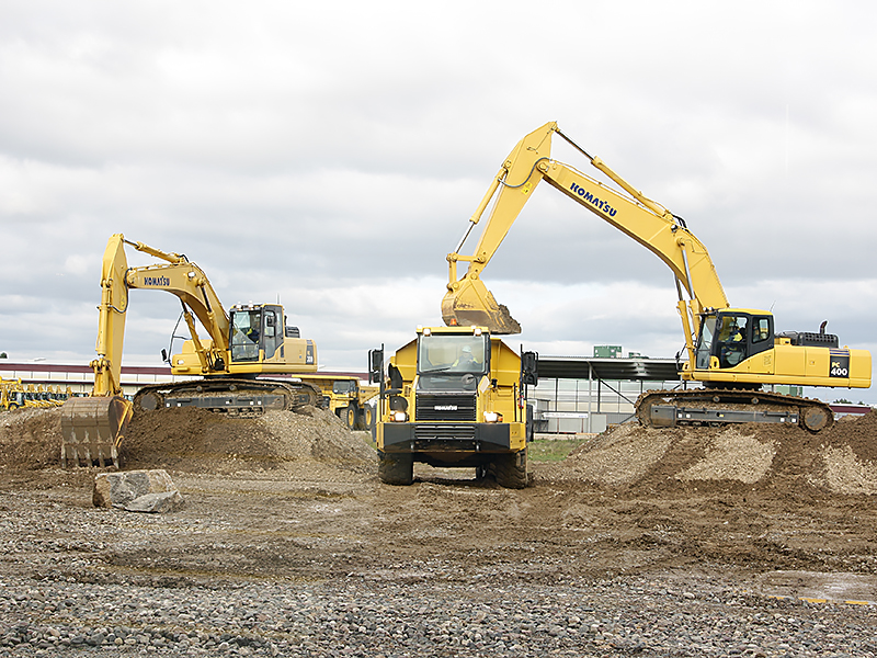 Komatsu HM400-3 самосвалы