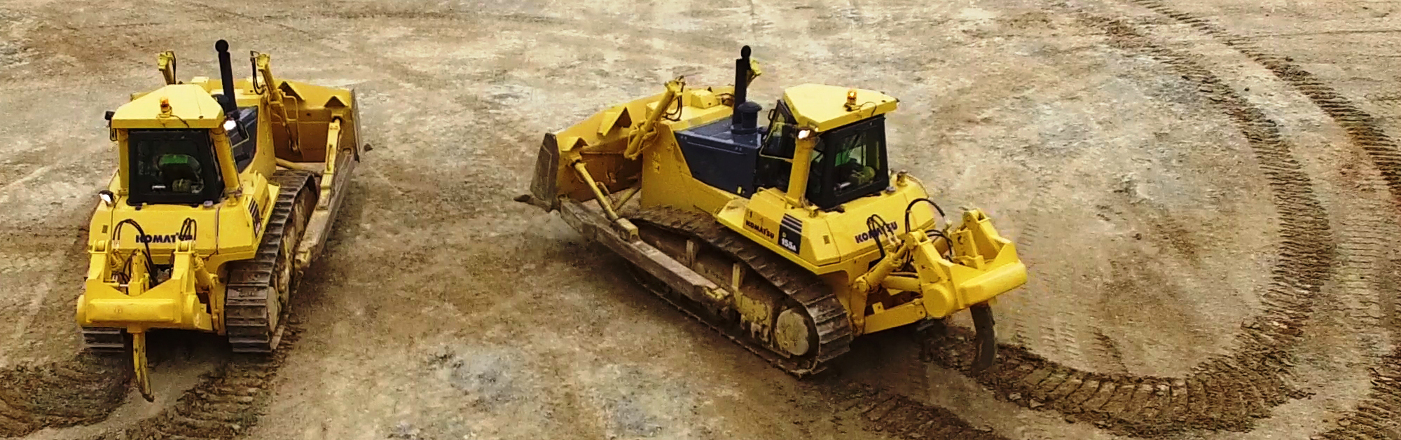 Komatsu D155AX-5 бульдозері