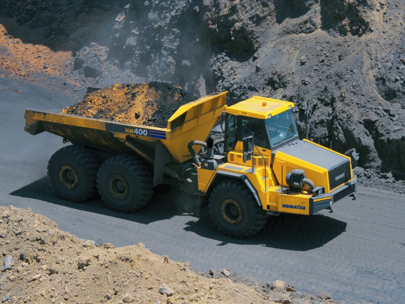 Komatsu HM400-3 самосвалы