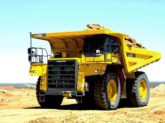 Komatsu HD785-7 самосвалы
