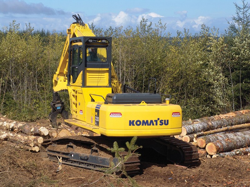 Komatsu PC220-8M0 / PC220 LC-8M0 шынжыр табанды экскаваторы