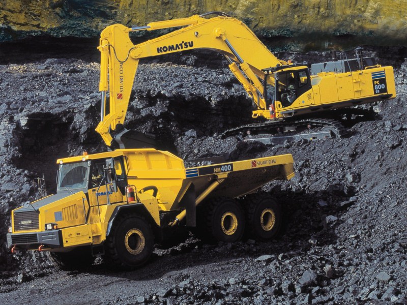 Самосвал Komatsu HM400-3