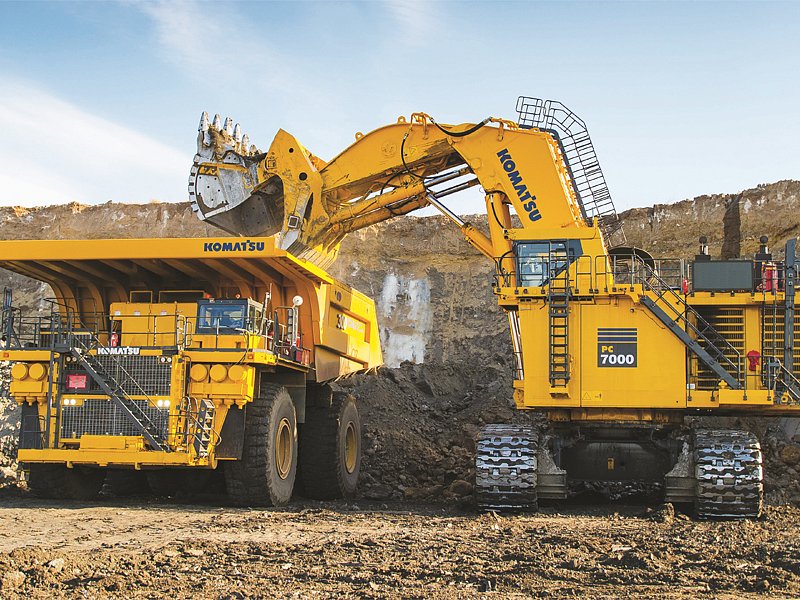 Гусеничный экскаватор Komatsu PC7000 (с обратной лопатой)