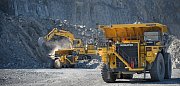 Самосвал Komatsu HD1500-8 для карьерных работ