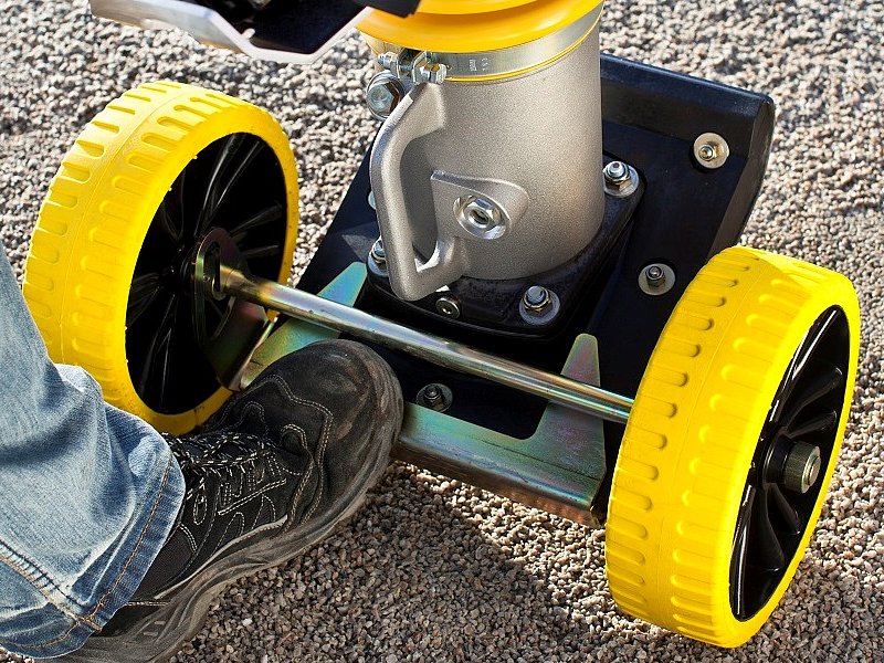 Bomag BT 65 дірілмен таптағышы