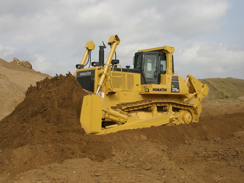 Komatsu D375A-6 бульдозері