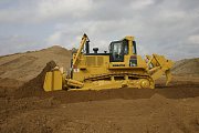 Обзор гусеничного бульдозера Komatsu D375A шестого поколения