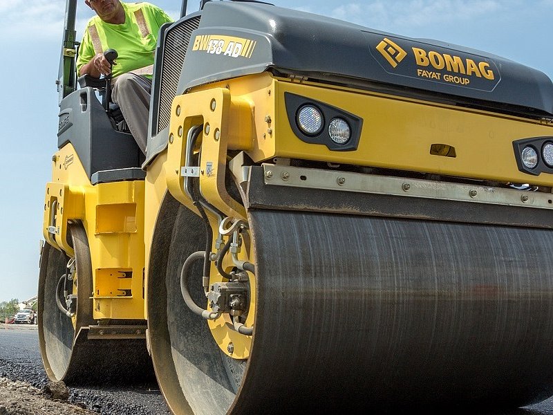 Bomag BW 138 AD-5 жеңіл біріктірілген тандемді аунағы