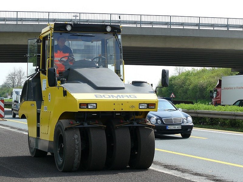 Пневмоколесный каток Bomag BW 27 RH (пр-во Китай)