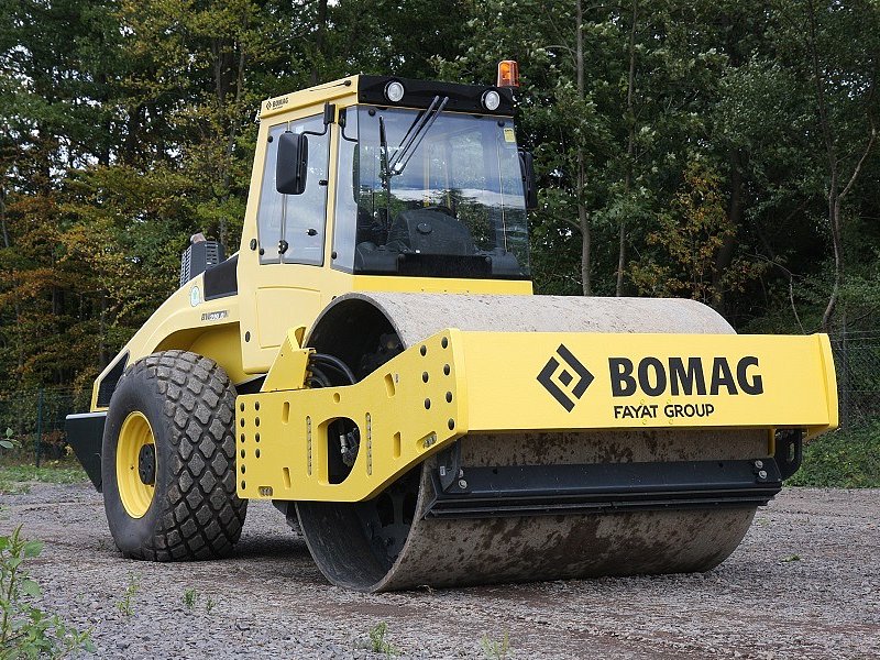 Bomag BW 219 D-5 жер тегістейтін аунағы