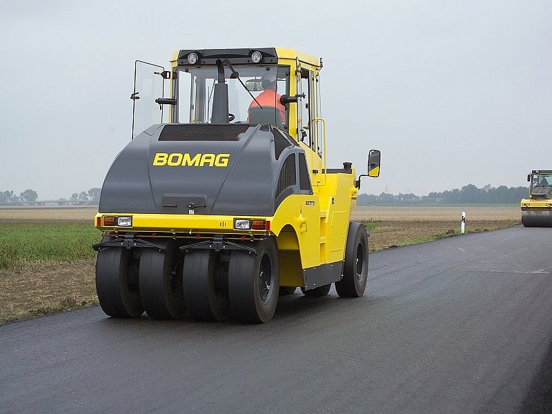 Пневмоколесный каток Bomag BW 24 RH (пр-во Китай)