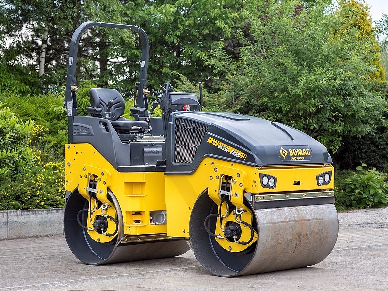 Bomag BW 135 AD-5 жеңіл біріктірілген тандемді аунағы