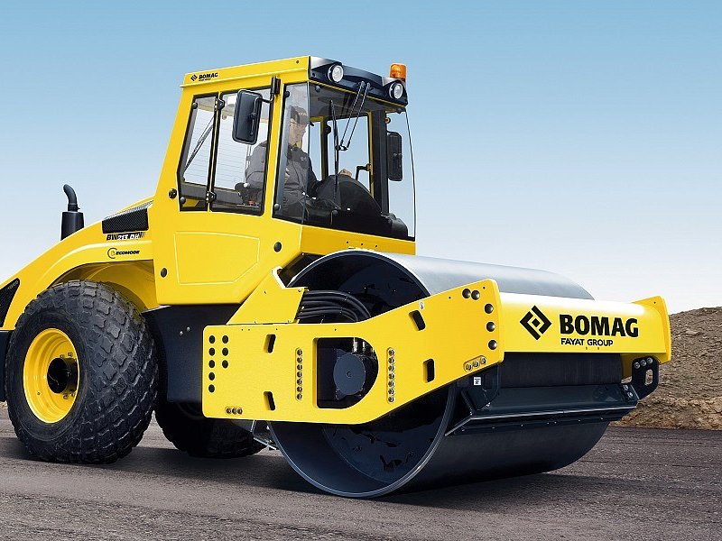 Грунтовой каток Bomag BW 213 D-5