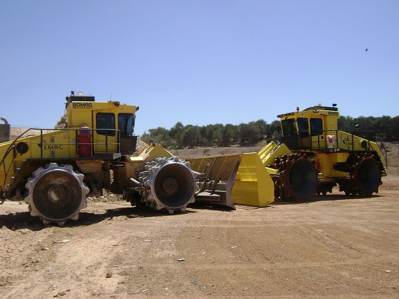 Мусороуплотнитель Bomag BC 972 RB-2