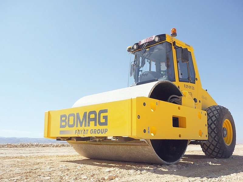 Грунтовой каток Bomag BW 218 D-40