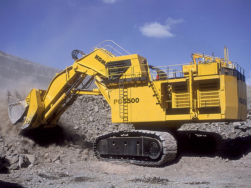 Komatsu PC5500-6, Е-6 шынжыр табанды экскаваторы (тік күрегі бар)