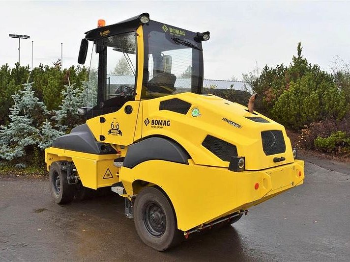 Пневмоколесный каток Bomag BW 11 RH-5