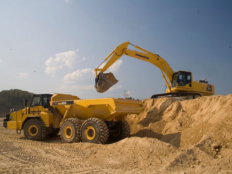 Komatsu PC300LC-8M0 SE шынжыр табанды экскаваторы