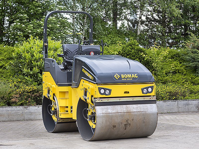 Легкий сочленённый тандемный каток Bomag BW 135 AD-5